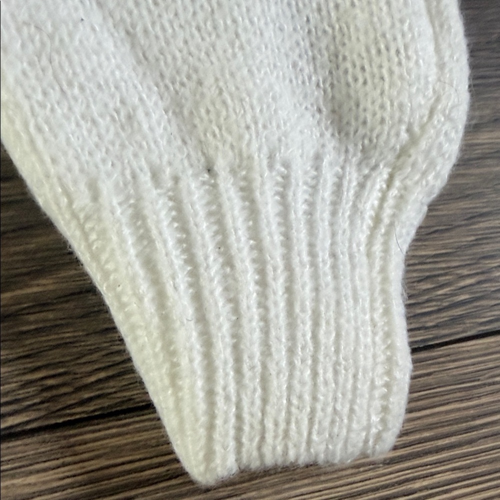 SHEIN Cream V-Neck Sweater with Bow Details - Picture 5 of 10